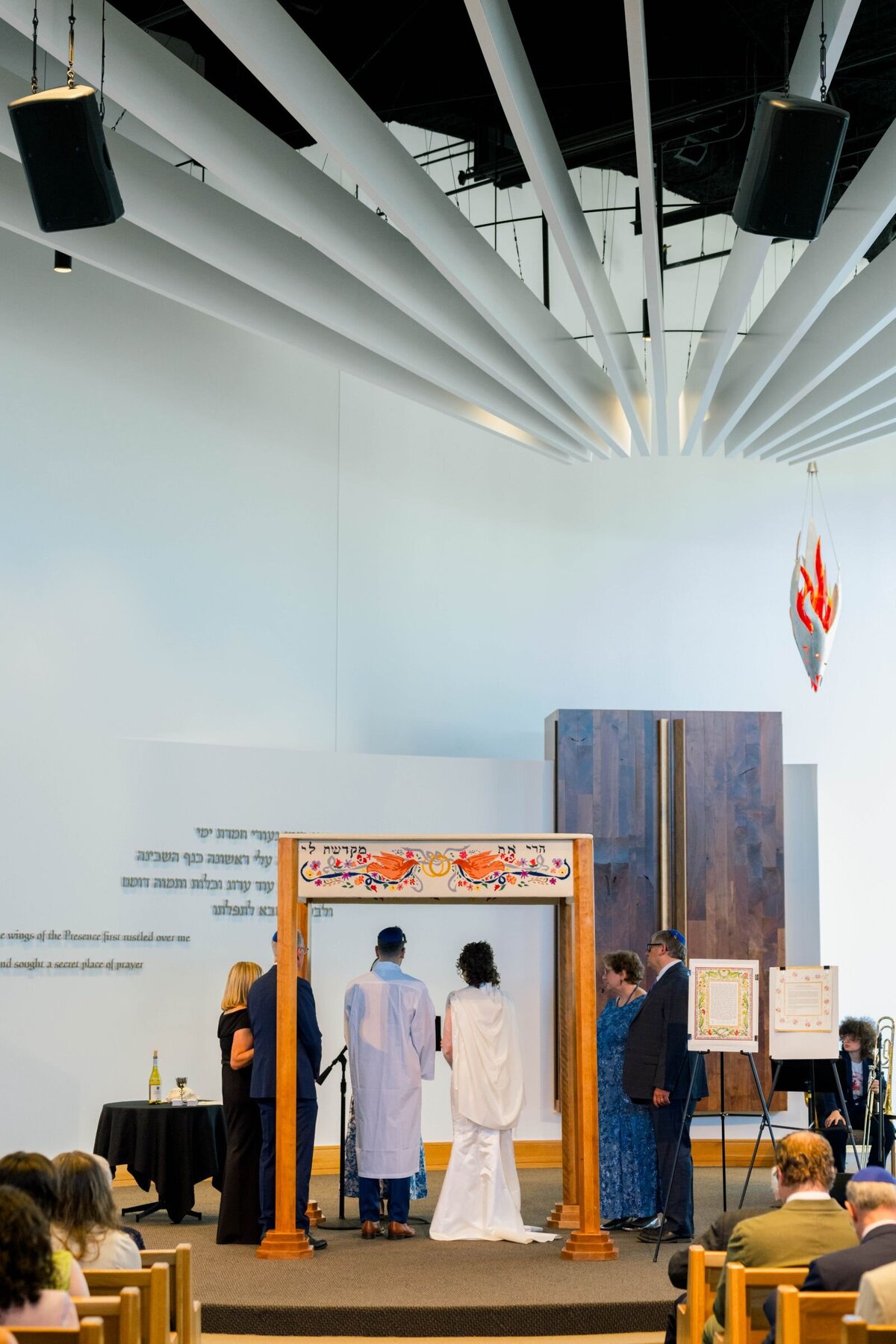 Eliana-Melmed-Photography-Chicago-LosAngeles-Jewish-WeddingPhotography-ShulaNoah-Chuppah-00213