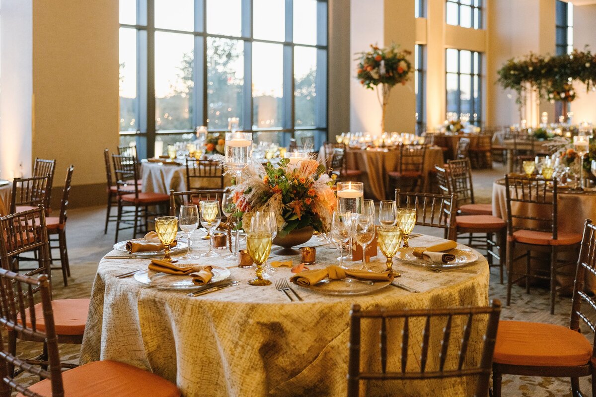 Event-Planning-DC-Wedding-Centerpiece-Tablescape-EDGE-Floral-urban-row-photo-
