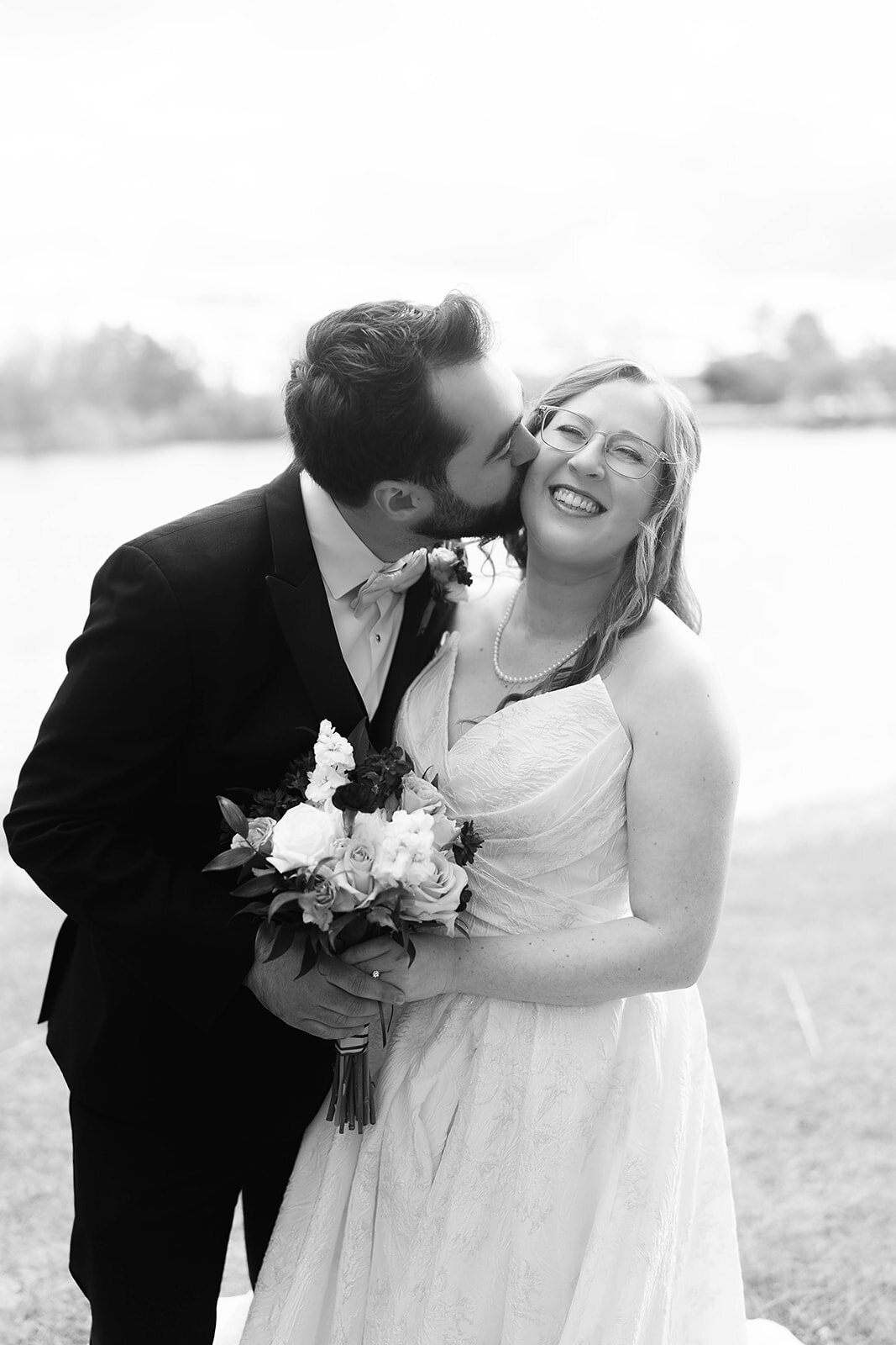 Eliana-Melmed-Photography-Chicago-LosAngeles-Jewish-WeddingPhotography-CouplePortrait-00027