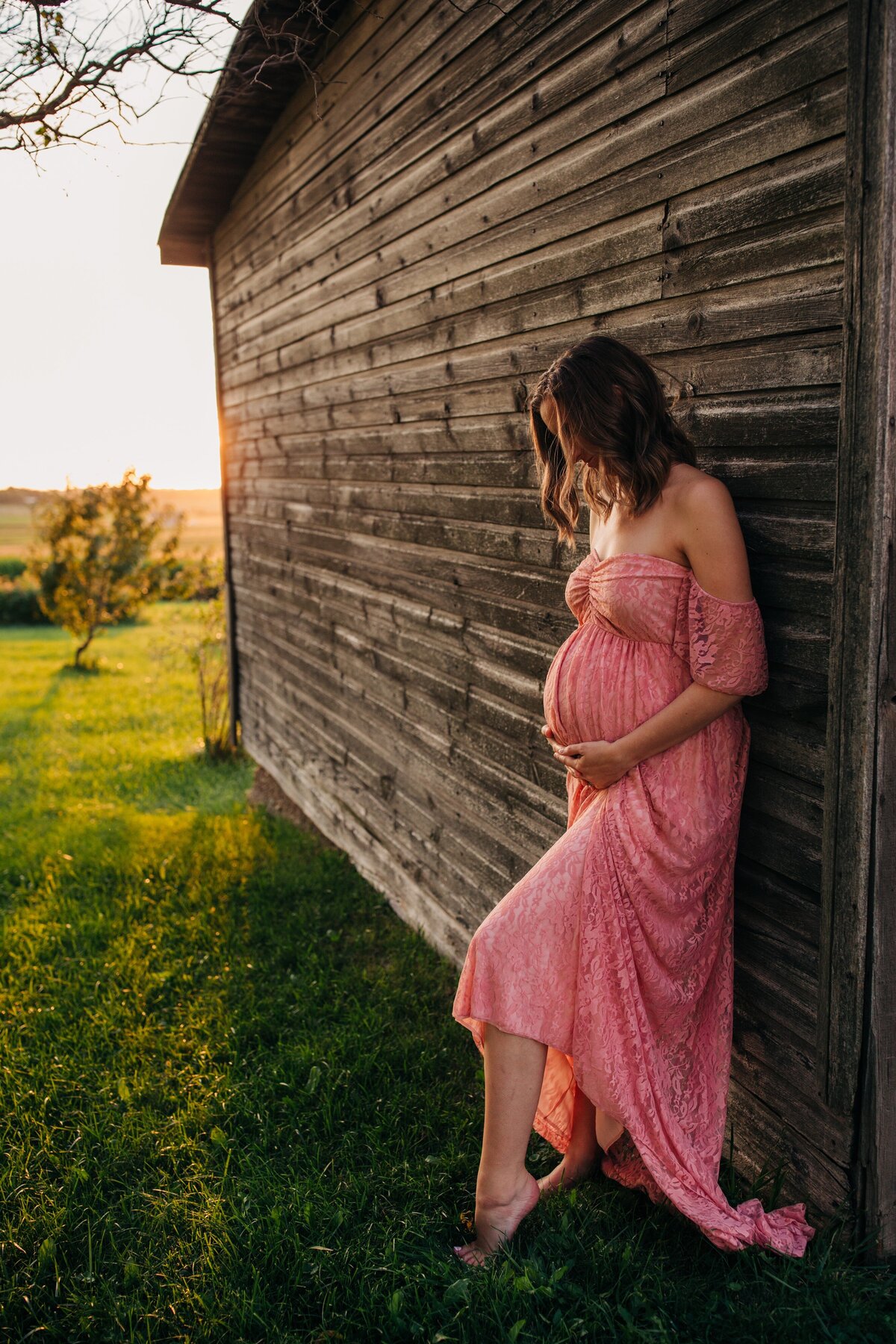 Outdoor-Country-Maternity-Session-MIlwaukee9