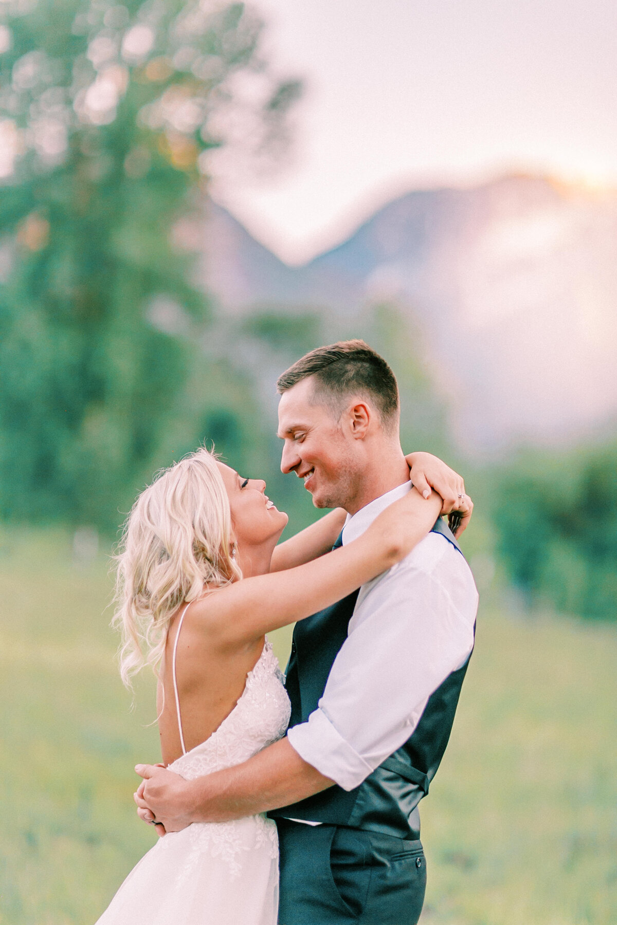 Leavenworth Mountain Wedding, Seattle Wedding Photographer (63)