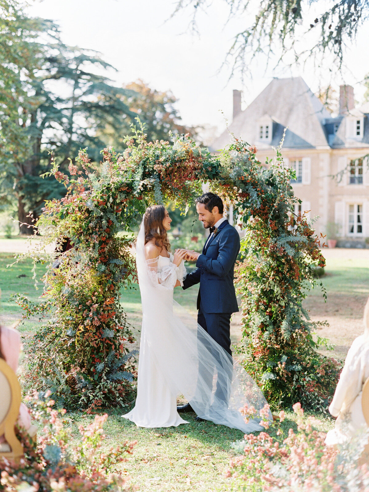 chateau-bouthonvilliers-wedding-paris-wedding-photographer-mackenzie-reiter-photography-72