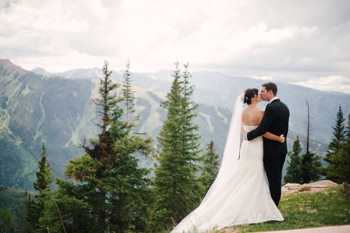 1684_Destination_Wedding _Photographer_Mountain_Beach_Vineyard_Missouri_St_Louis