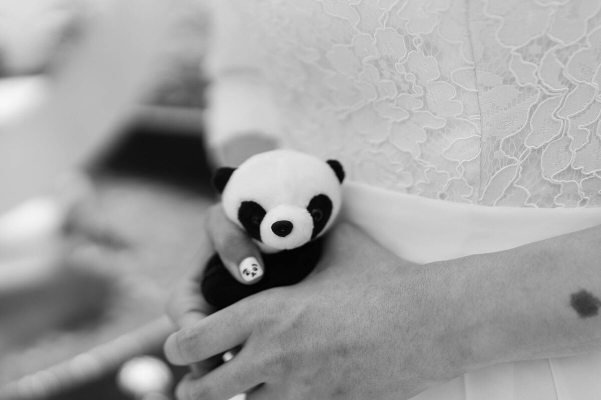 Eliana-Melmed-Photography-Chicago-LosAngeles-Jewish-WeddingPhotographer-CarmiKalman-CarmiReady-00081