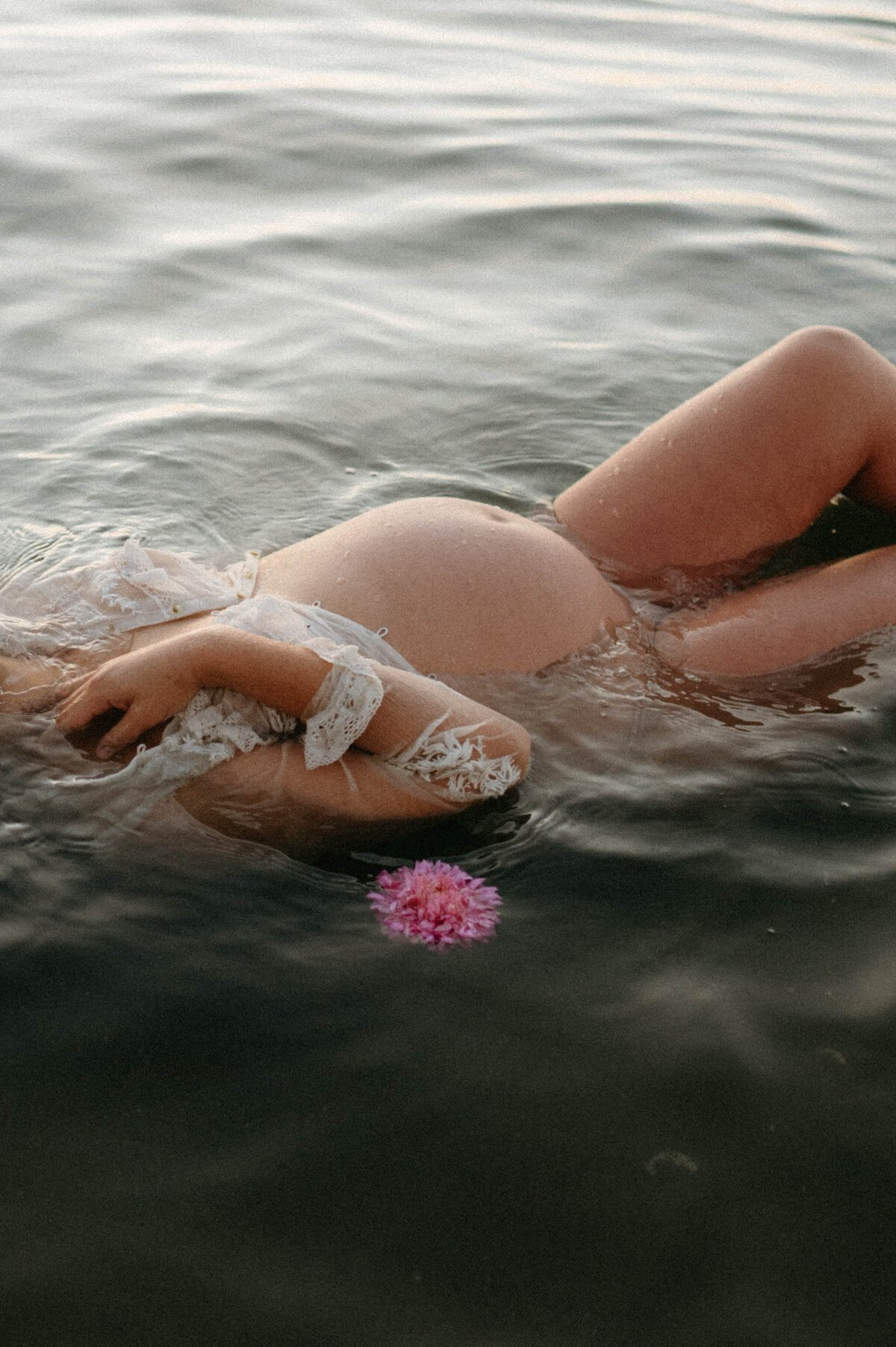 Nora_maternity_photography_session_whiterock (171 of 183)