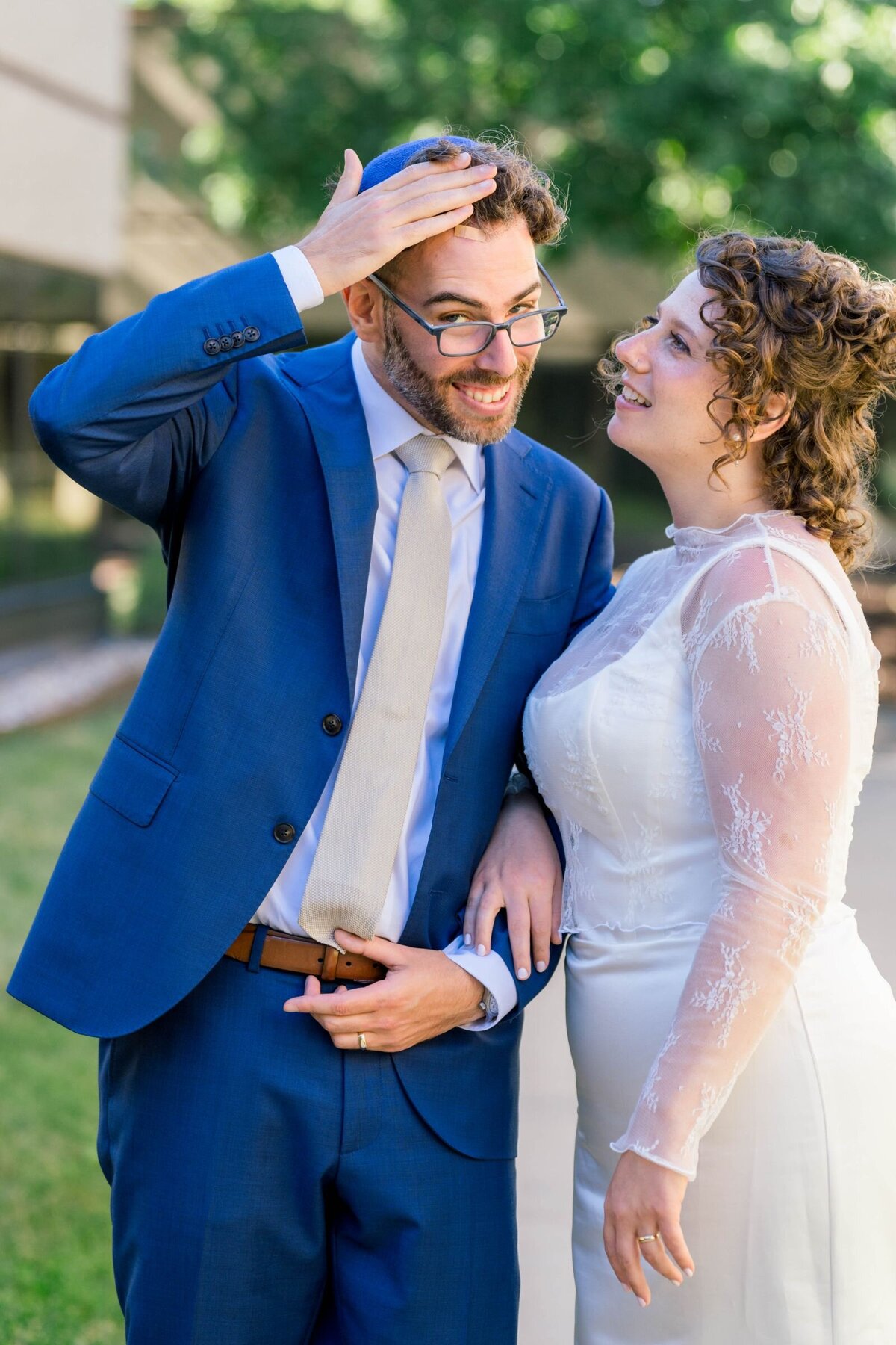Eliana-Melmed-Photography-Chicago-LosAngeles-Jewish-WeddingPhotography-ShulaNoah-CouplesPortraits-00050