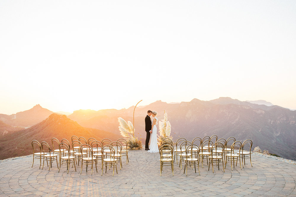 Babsie-Ly-Photography-Malibu-Rocky-Oaks-ochre-mauve-wedding-amorology-siren-floral-099
