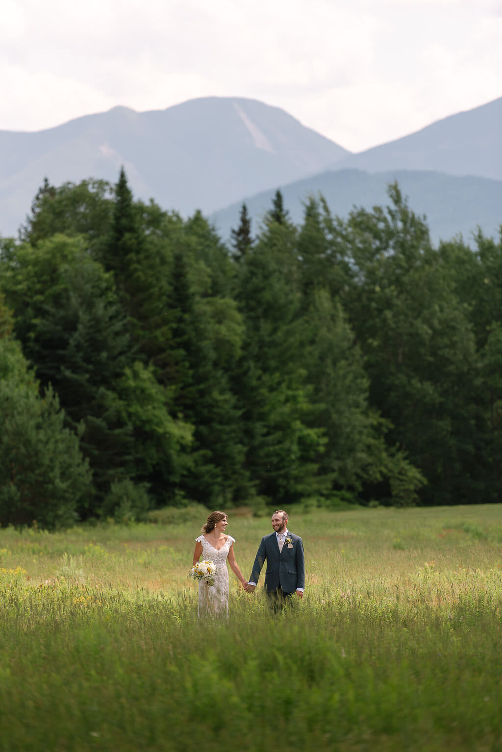 Oregon + Adirondacks editorial documentary wedding photographer creating natural, timeless imagery.