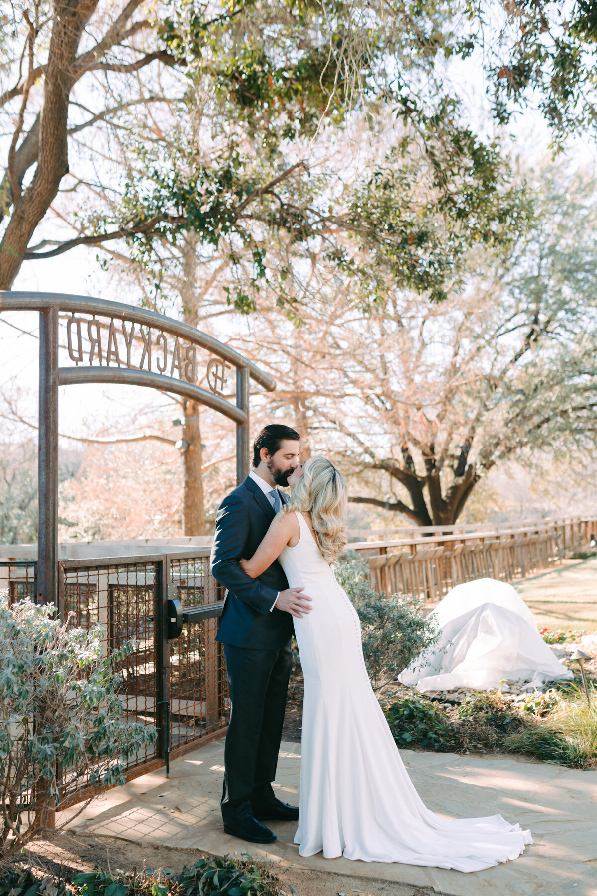 2-fort-worth-stockyards-wedding-23