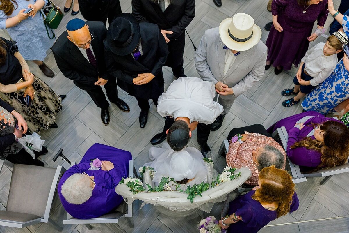 Eliana-Melmed-Photography-Chicago-LosAngeles-Jewish-WeddingPhotographer-CarmiKalman-Bedeken-00066