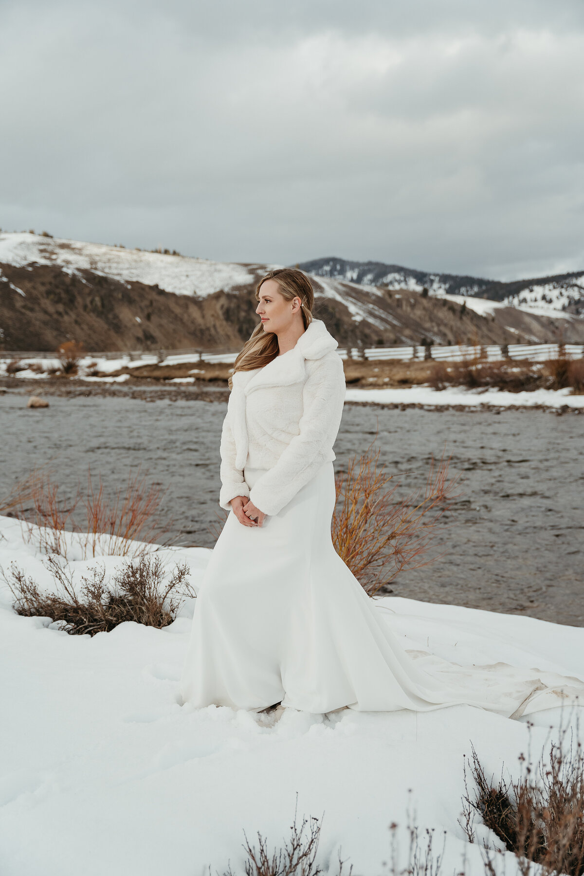 sunandpeakphotos-bigbear-california-wedding-photographer-intimatewedding-elopement-snowywedding-snowybigbearwedding-desireeandjake-550