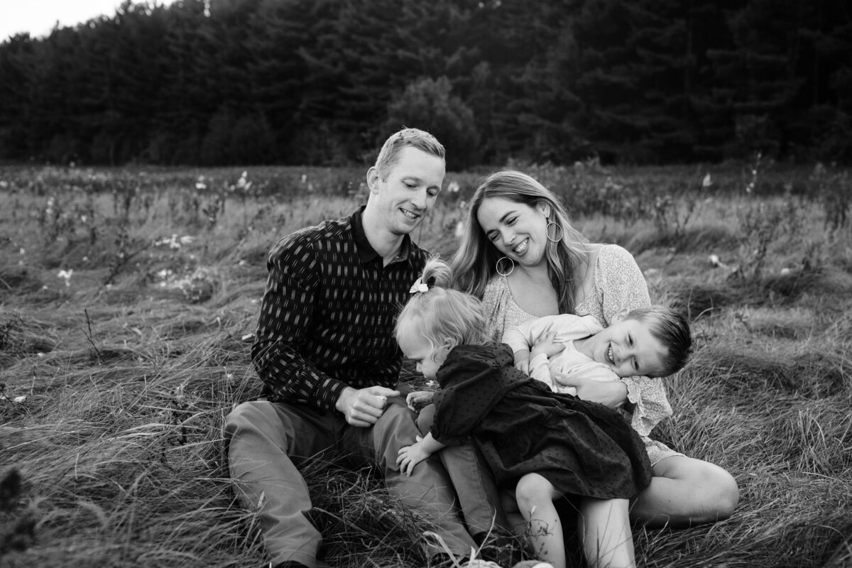 Natural-Family-Portraits-Milwaukee-WI9