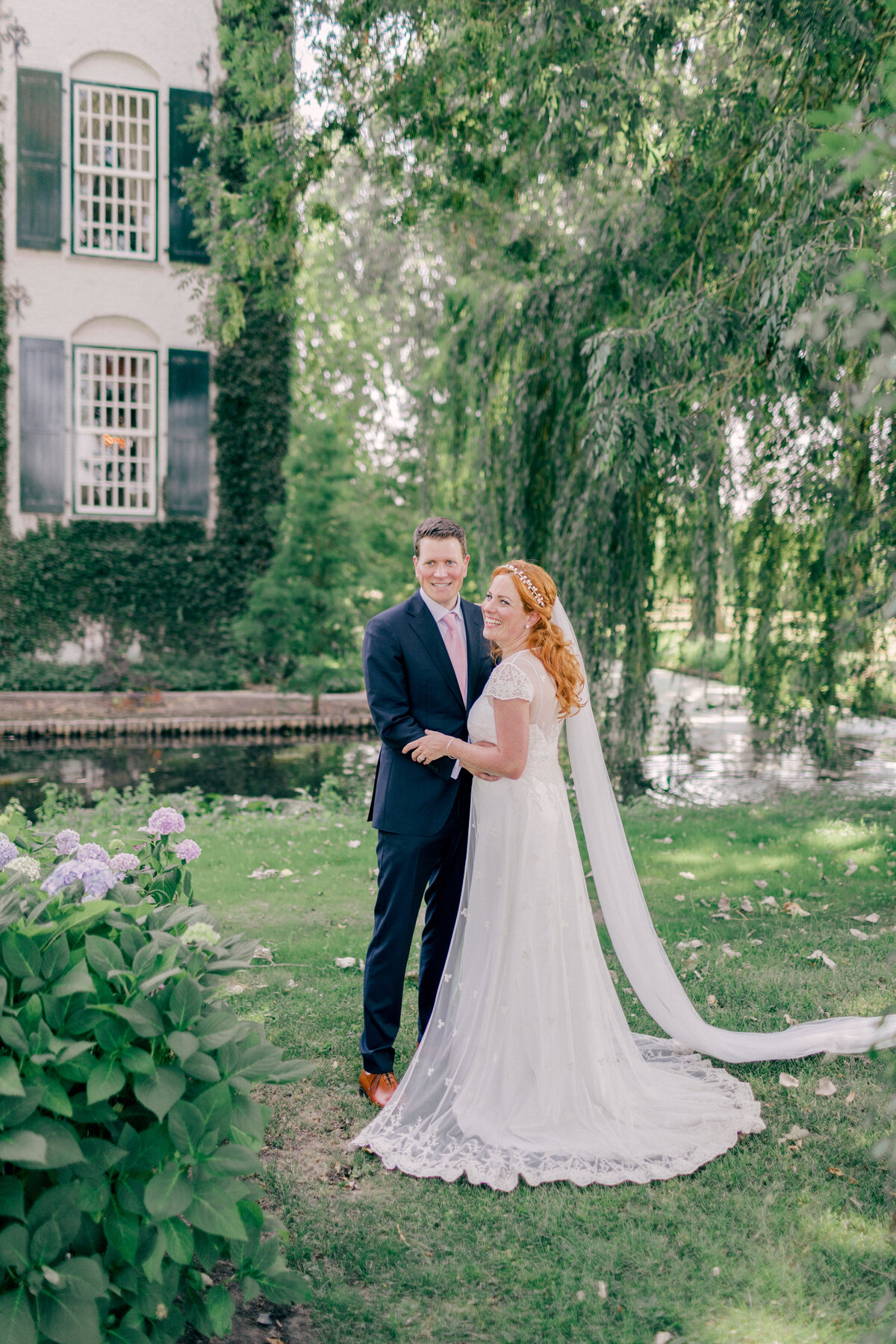 Ymke & Robbin - Laura de Roeck Photography 00289 Kasteel Groot Buggenum Luxe Bruiloft 