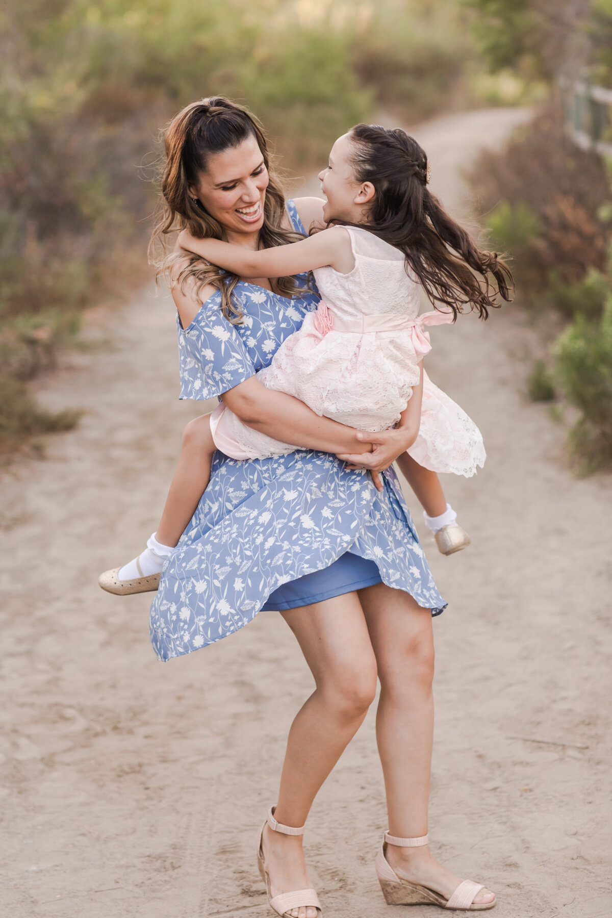 san-diego-photographer-sweetwater-regional-park-mother-daughter