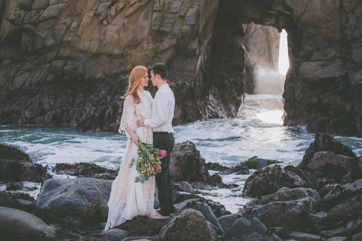 An elopement at Pfeiffer beach with keyhole rock view.