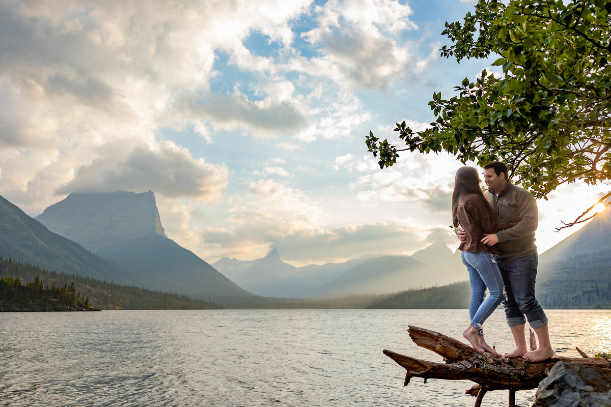 Glacier National Park Photographer - Engagement session (19)