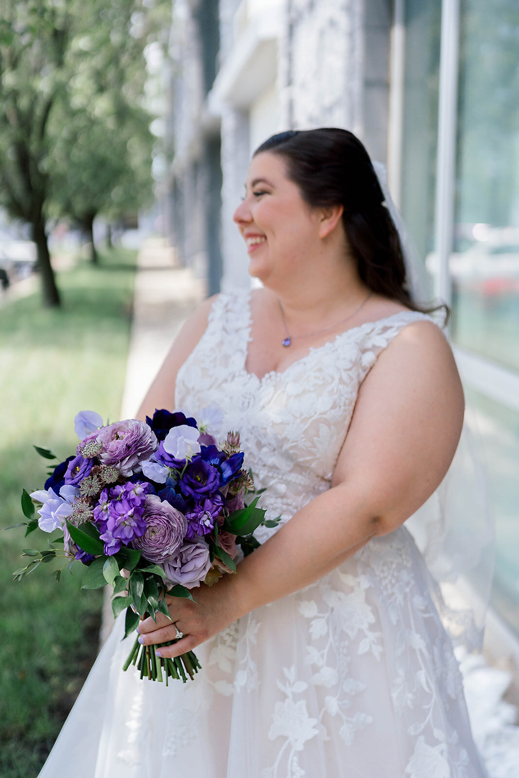 Eliana-Melmed-Photography-Chicago-LosAngeles-Jewish-WeddingPhotography-ElianaSklar-FirstLook-00015