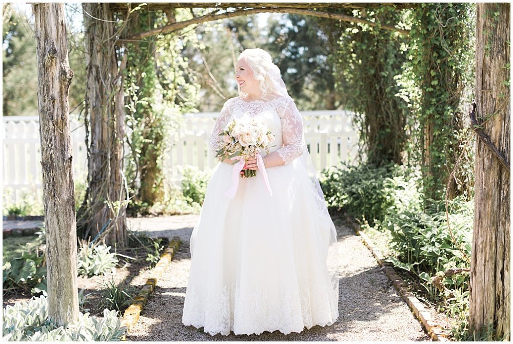 Carnton-Plantation-Southern-Wedding-Ivan-Louise-Images-Jessica-Dum-Wedding-Coordination-photo__0008
