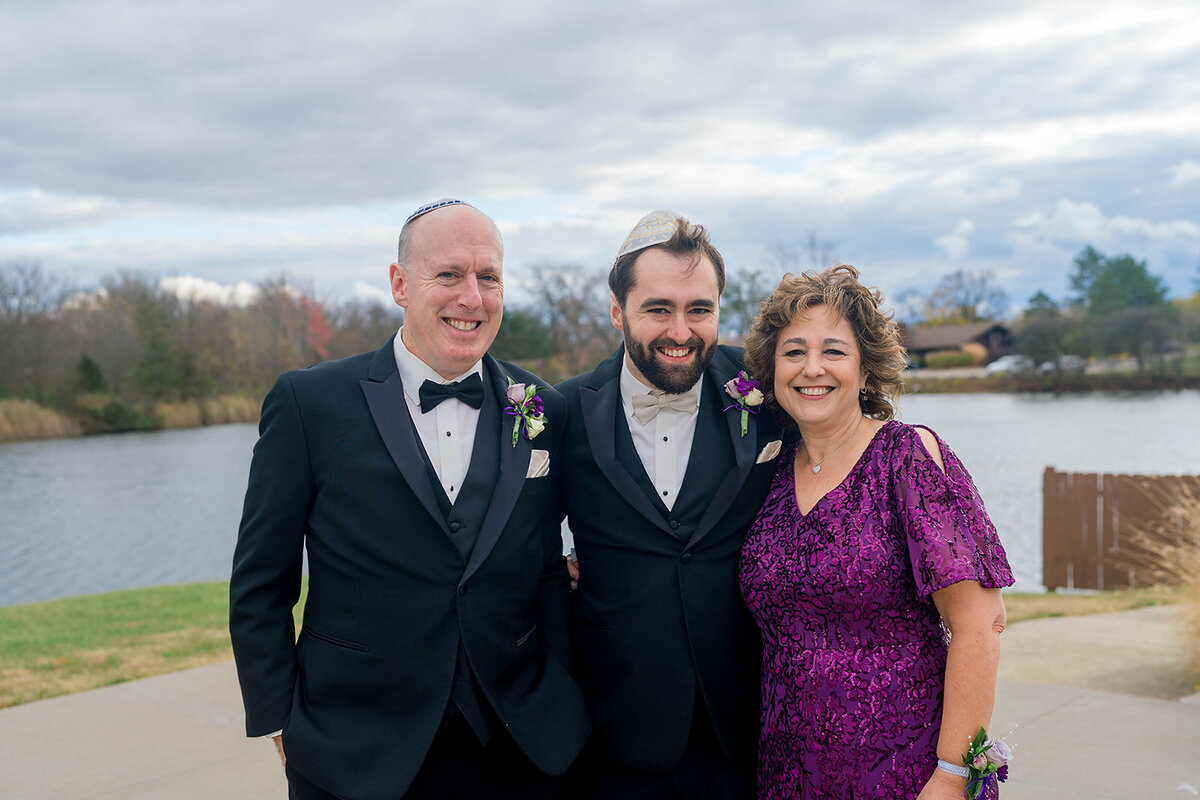 Eliana-Melmed-Photography-Chicago-LosAngeles-Jewish-WeddingPhotography-FamilyFormals-00011