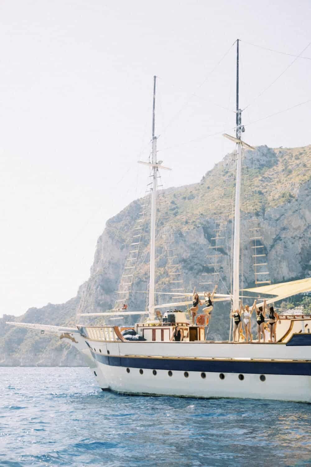 Positano-Wedding-Capri-boat-tour-by-Julia-Kaptelova_Photography-073