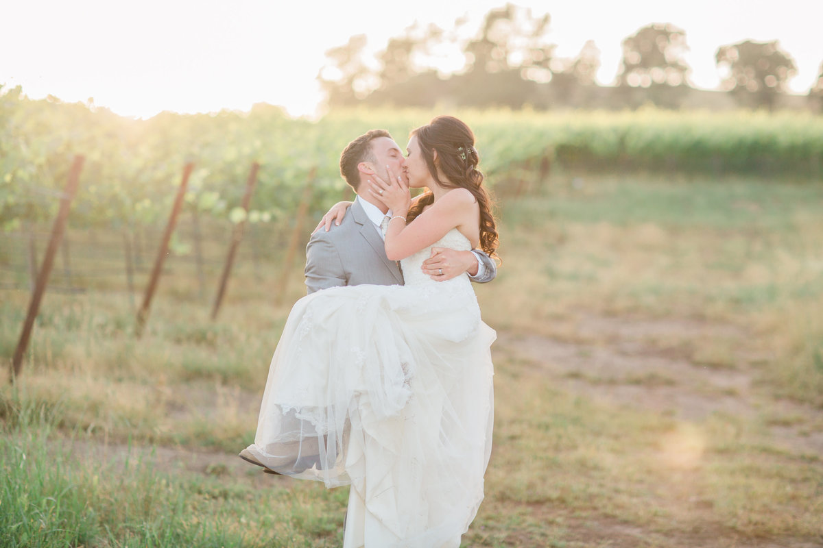 Carissa and Tyler Sneak Peek | California Wedding Photographer | Katie Schoepflin Photography 2018.17