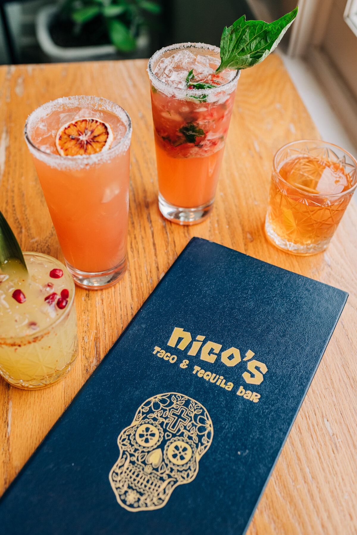 Nicos-Tacos-Como-198