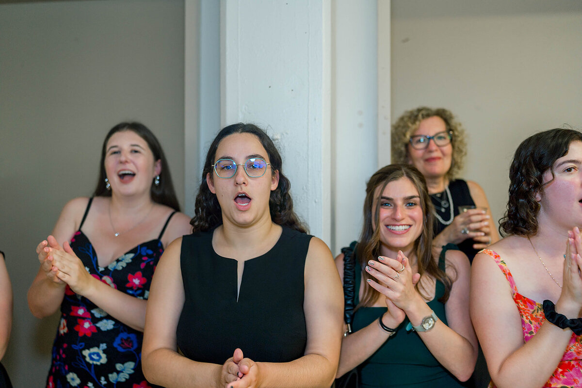 Eliana-Melmed-Photography-Chicago-LosAngeles-Jewish-WeddingPhotography-ElianaSklar-Tisch-00099