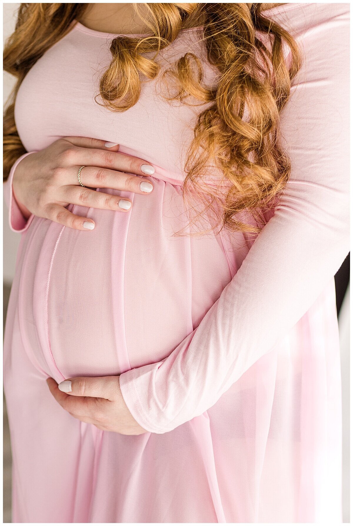 Maternity Session in Wexford PA where there is a close up of her beautiful baby belly