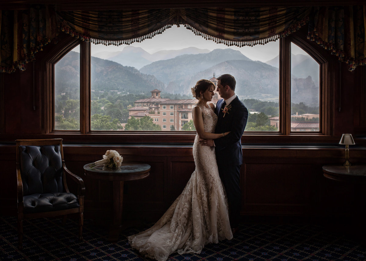 Romantic pose Broadmoor wedding