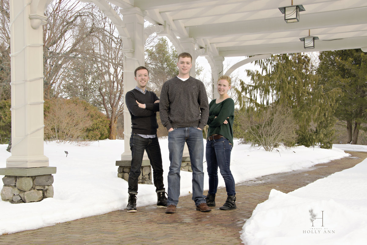 family outdoor winter portrait session