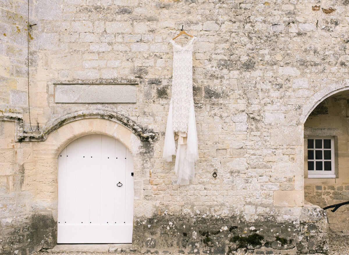 Normandy chateau destination wedding - Harriette Earnshaw Photography-001