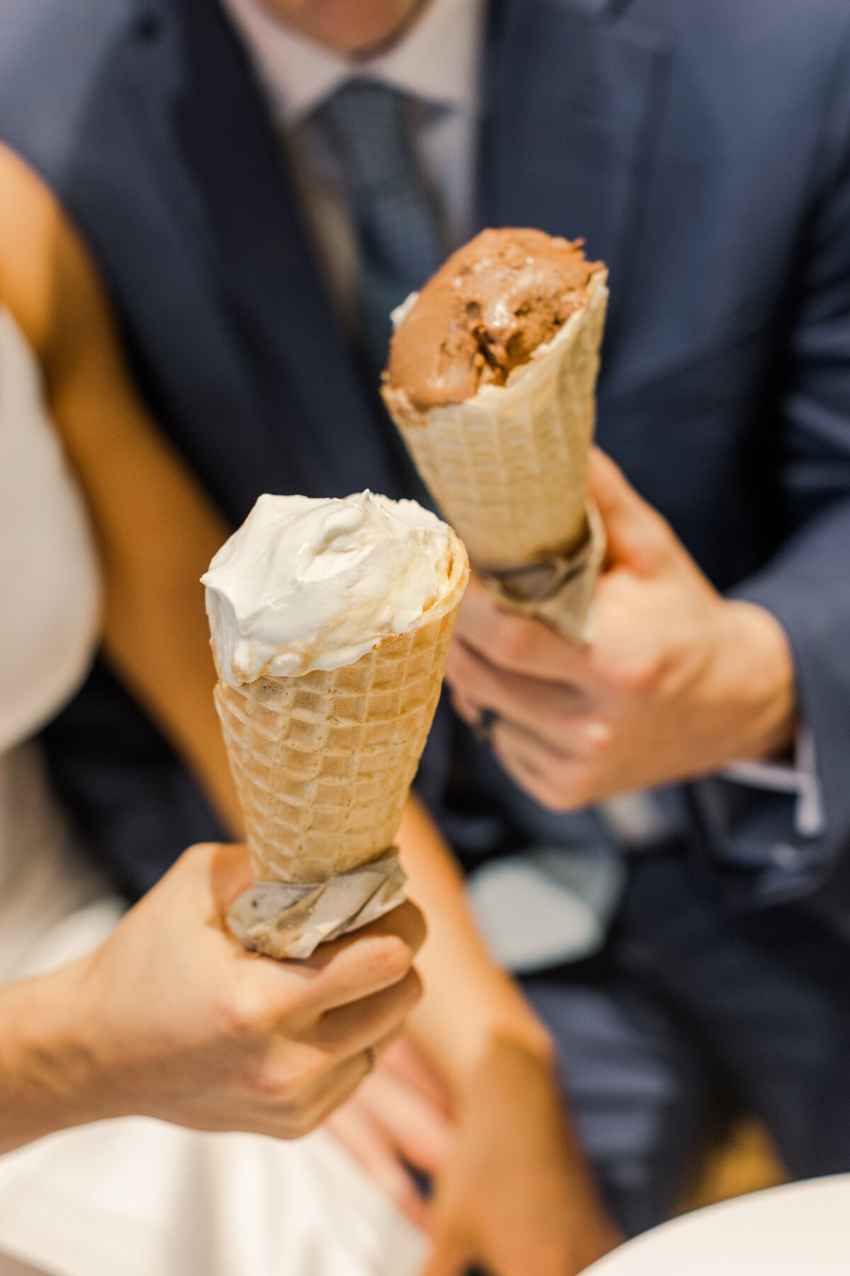 Kelsey & Dan_Wedding_Bride & Groom Ice Cream-1023