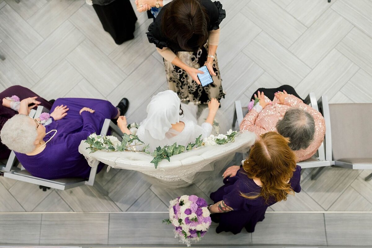 Eliana-Melmed-Photography-Chicago-LosAngeles-Jewish-WeddingPhotographer-CarmiKalman-KabbalatPanim-00042
