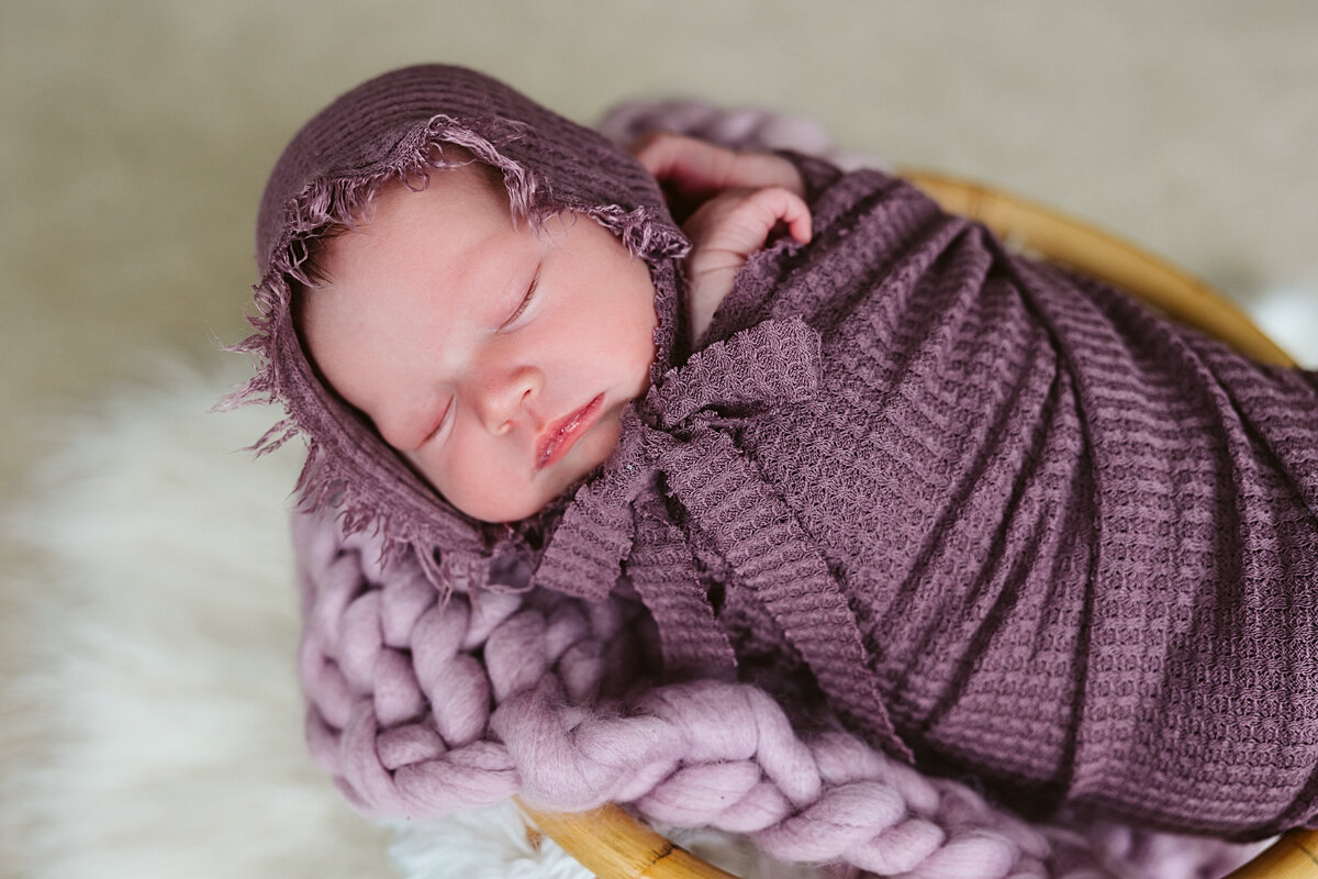 Minnesota-Alyssa Ashley Photography-Stith newborn session-5