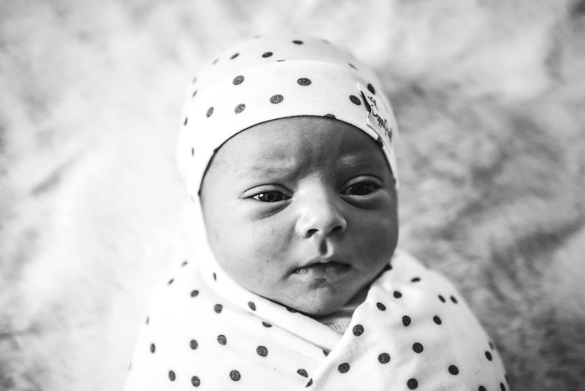 charlotte-emotive-newborn-photography