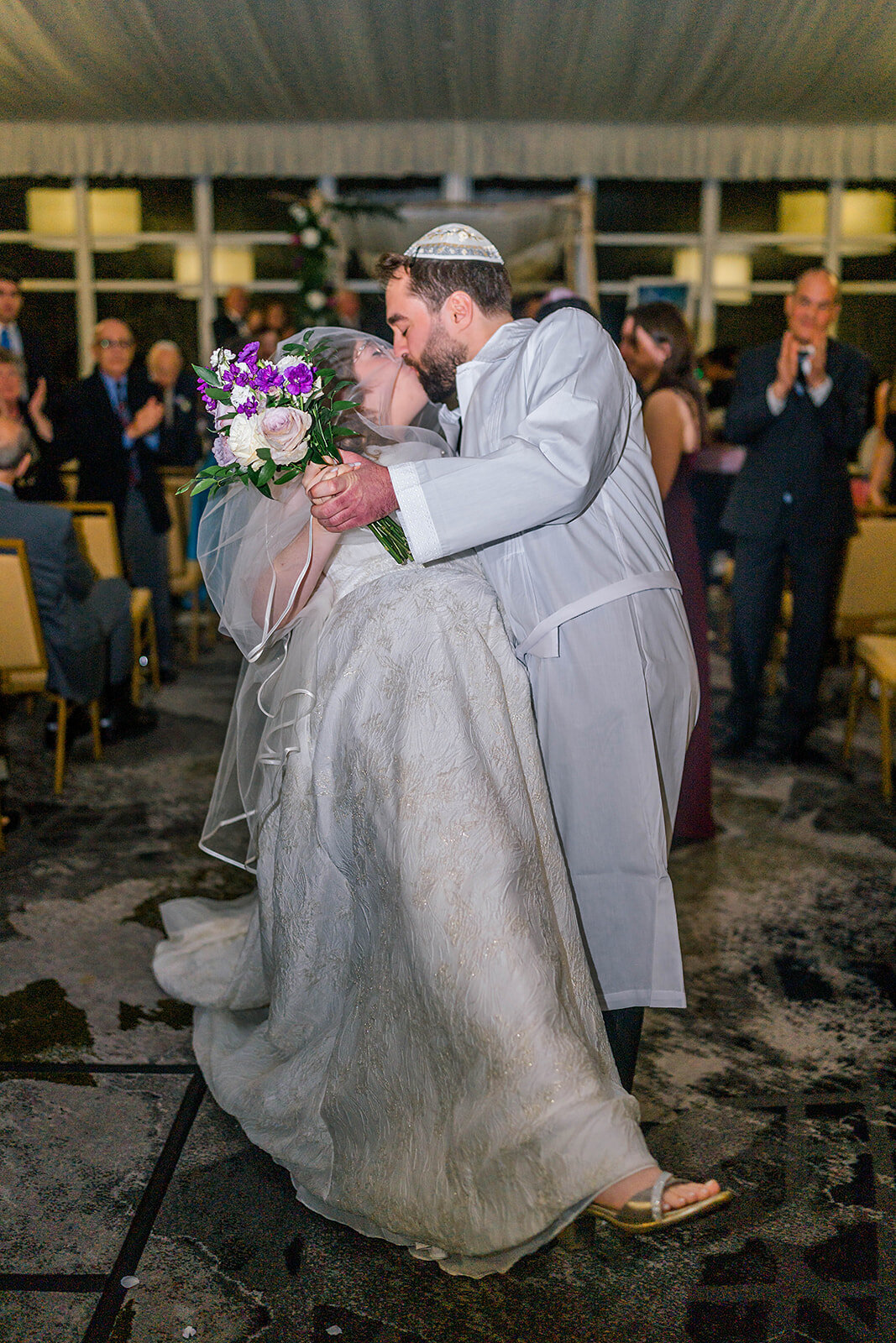 Eliana-Melmed-Photography-Chicago-LosAngeles-Jewish-WeddingPhotography-Chuppah-00254