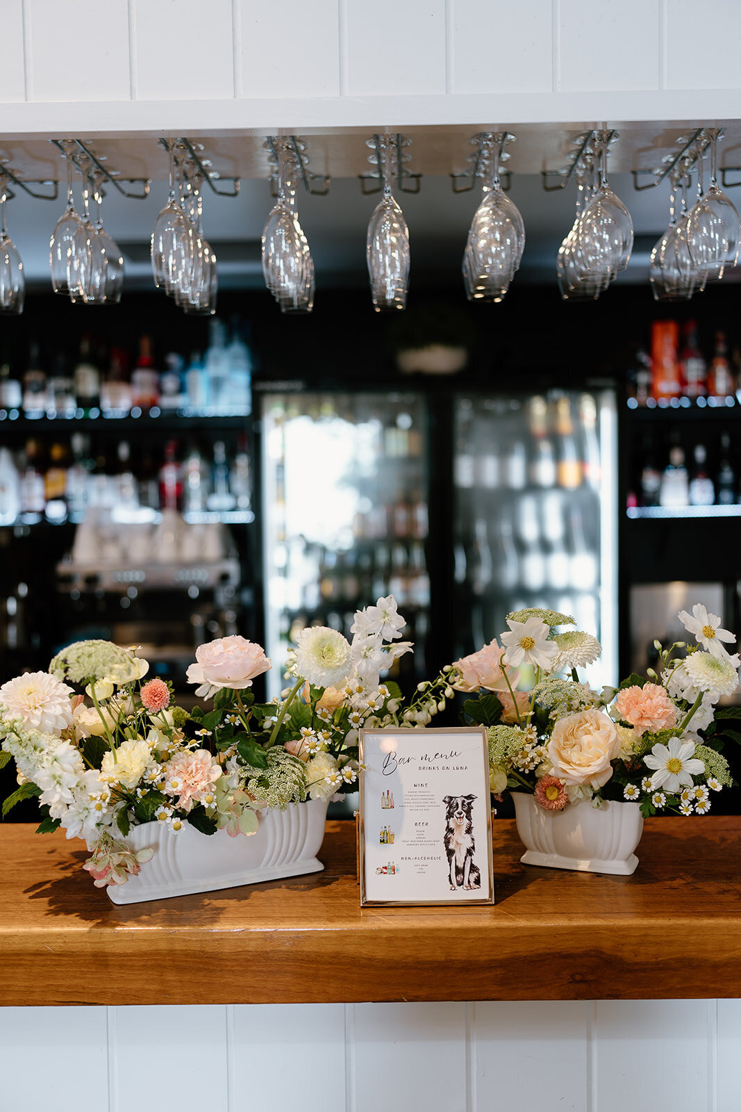 Bee's Blossoms Floral Studio Gold Coast Australia Florist Wedding Event Floral Design Flower Workshops Retail Deliveries Belle Clark Whimsical Romantic Lush Flowers Wedding Bouquets Centerpieces colour-2