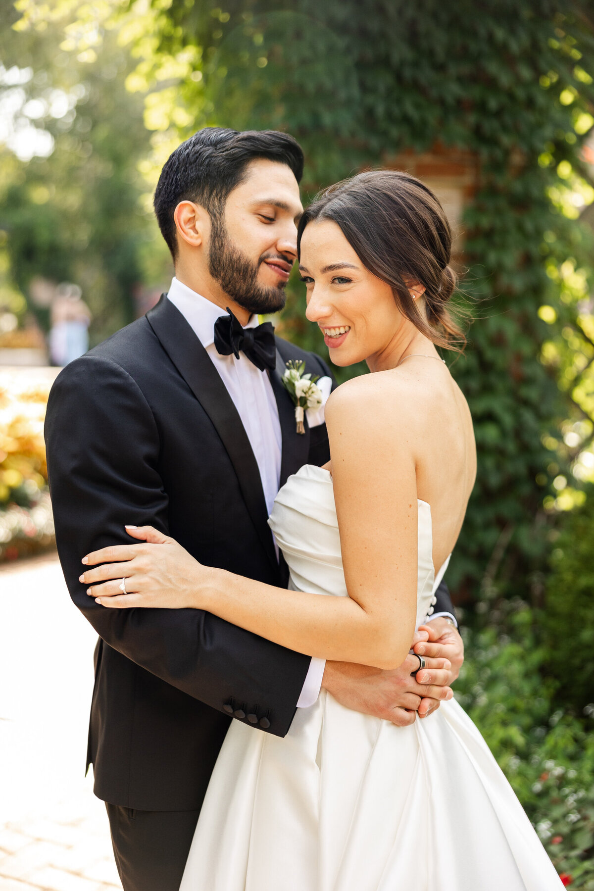 chicago-botanic-garden-wedding-summer-alex-ferreri--25