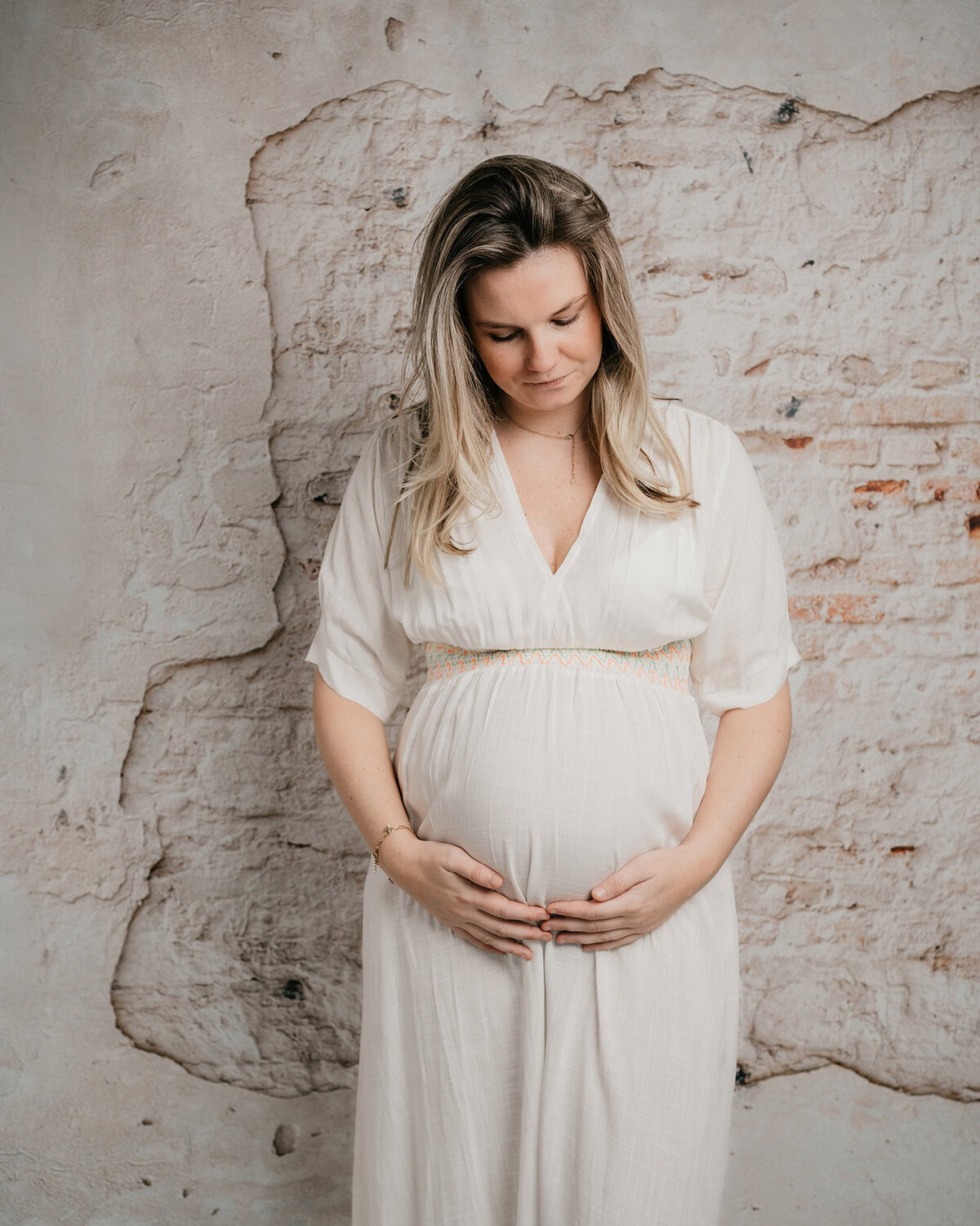 ongedwongen zwangerschapsshoot studio amsterdam noord-leukfotografie.jpg 9
