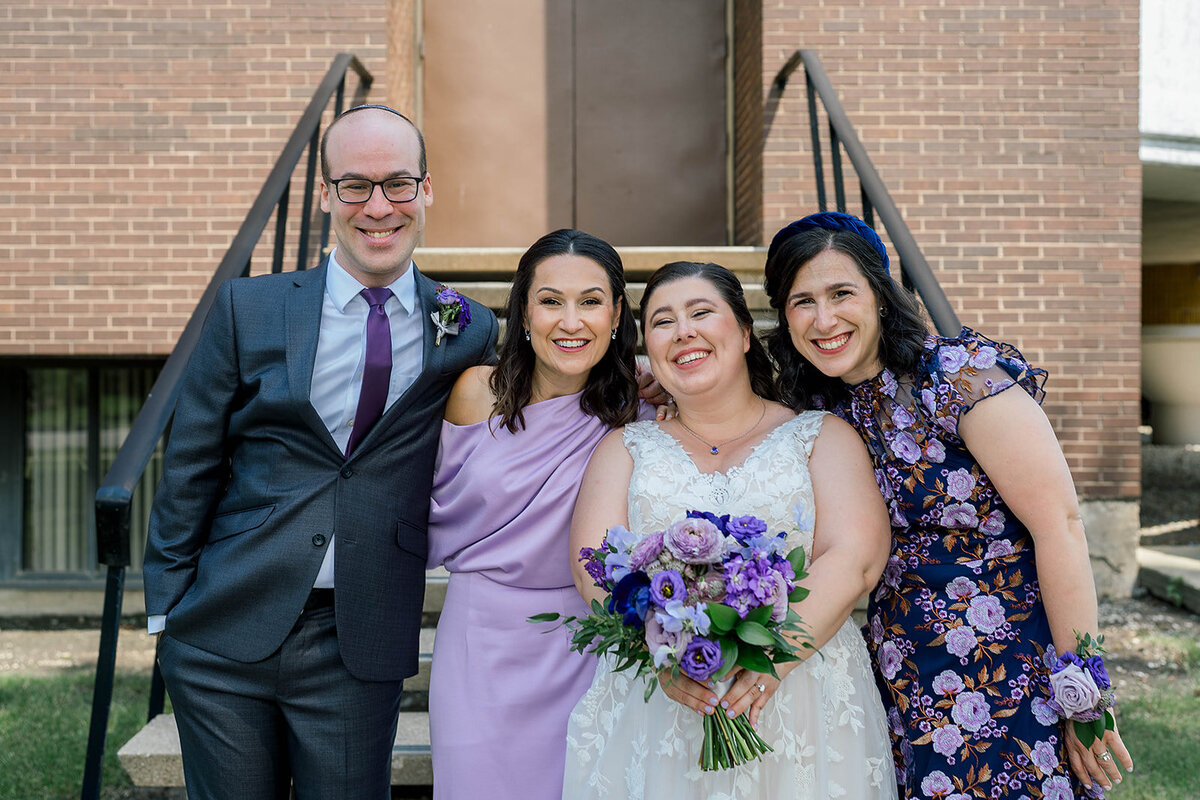 Eliana-Melmed-Photography-Chicago-LosAngeles-Jewish-WeddingPhotography-ElianaSklar-FamilyFormals-00040