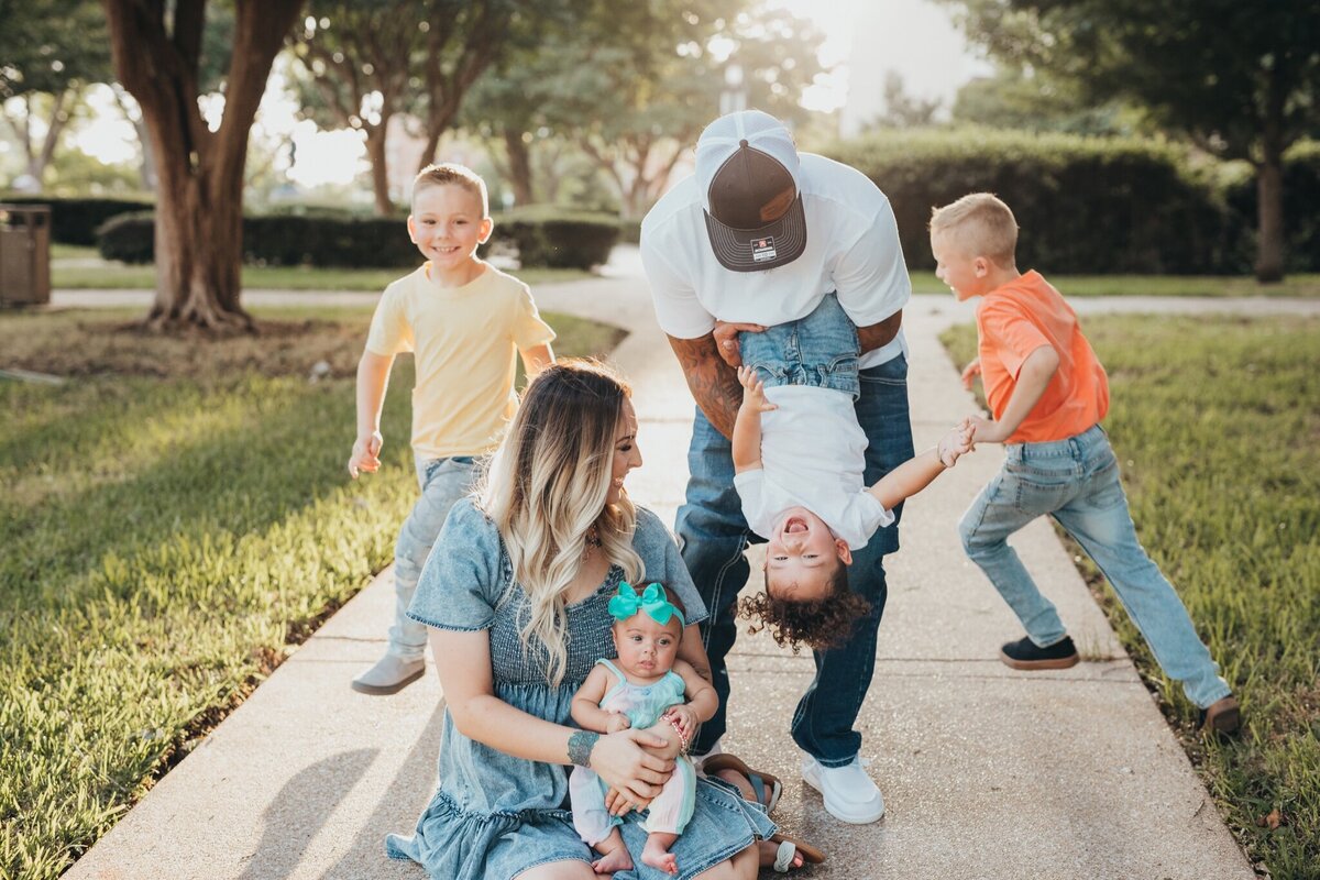 Best Texas Maternity + Family Photographers8