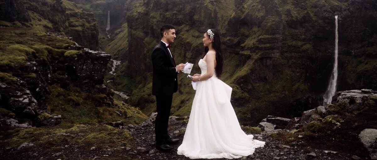 South-Iceland-Amazing-Waterfall-Elopement-001