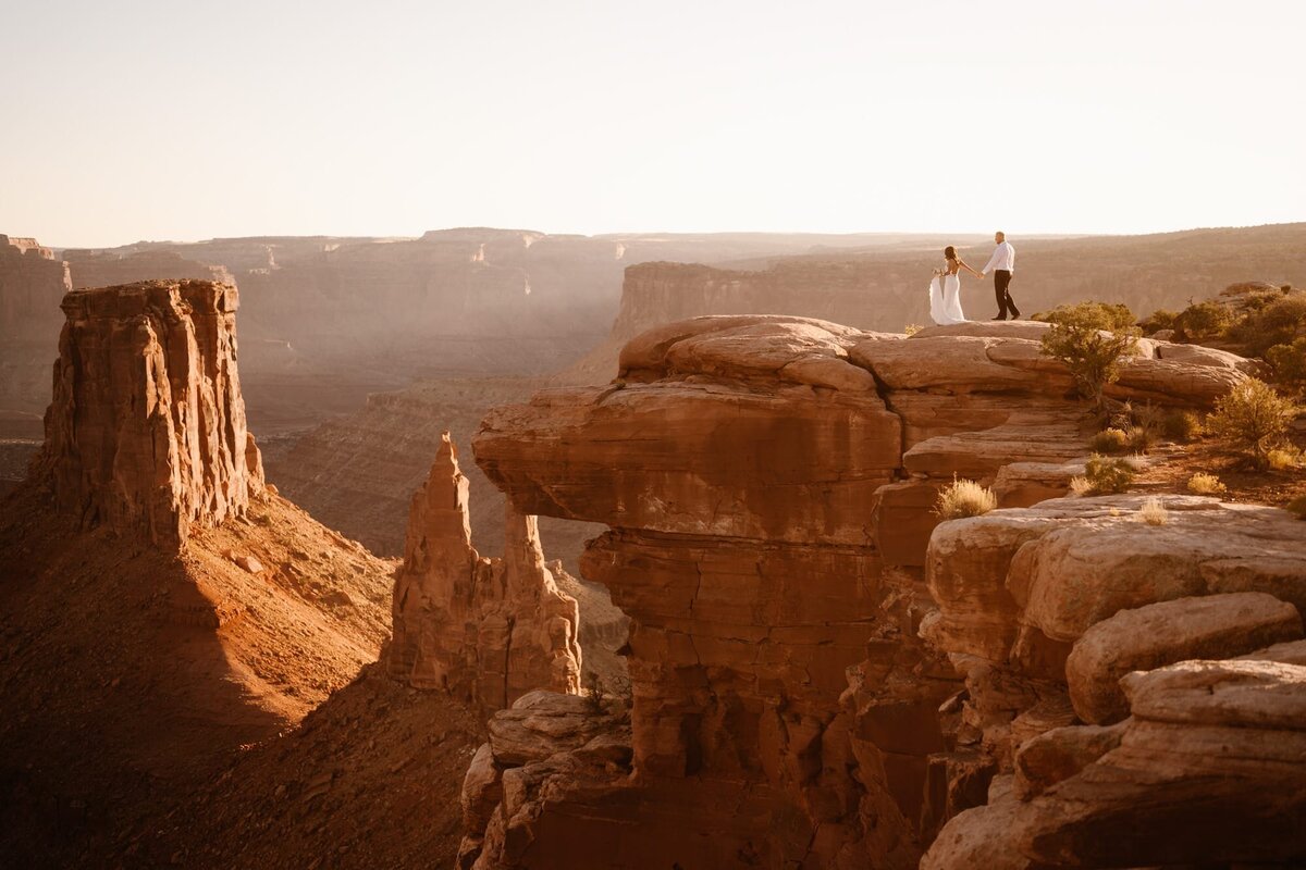 Cliffside elopement in Moab, Utah