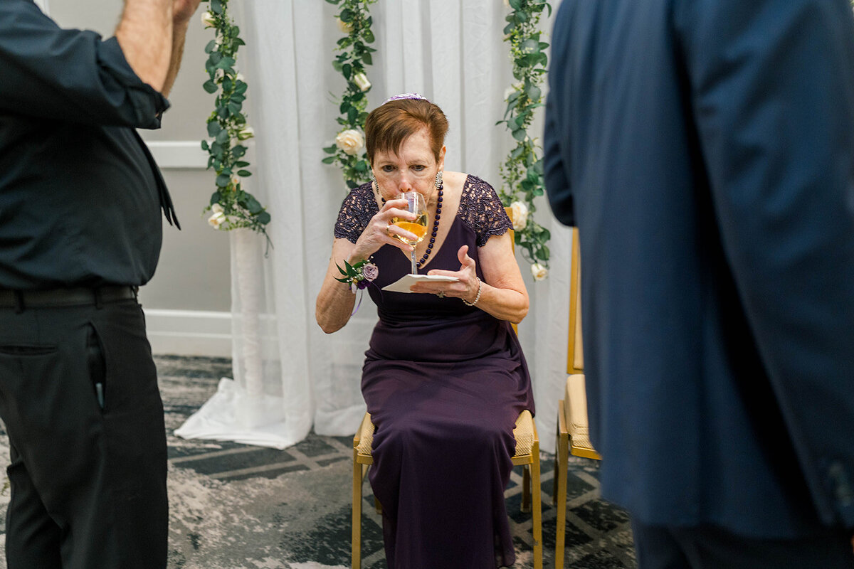 Eliana-Melmed-Photography-Chicago-LosAngeles-Jewish-WeddingPhotography-KabbalatPanim-00028