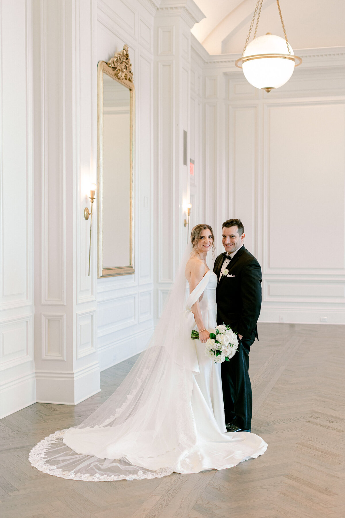 Virginia & Michael's Wedding at the Adolphus Hotel | Dallas Wedding Photographer | Sami Kathryn Photography-165