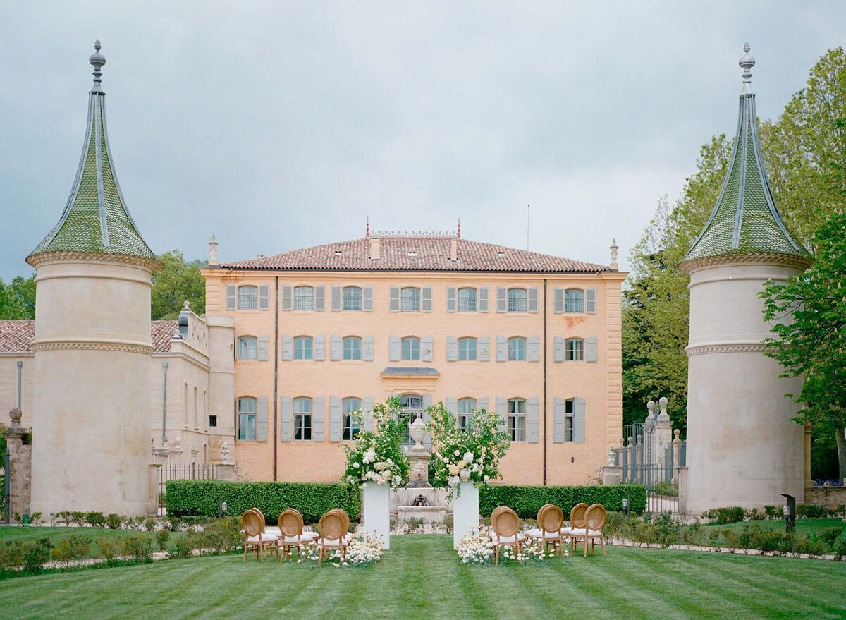 048b_provence_wedding_chateau_de_fonscolombe