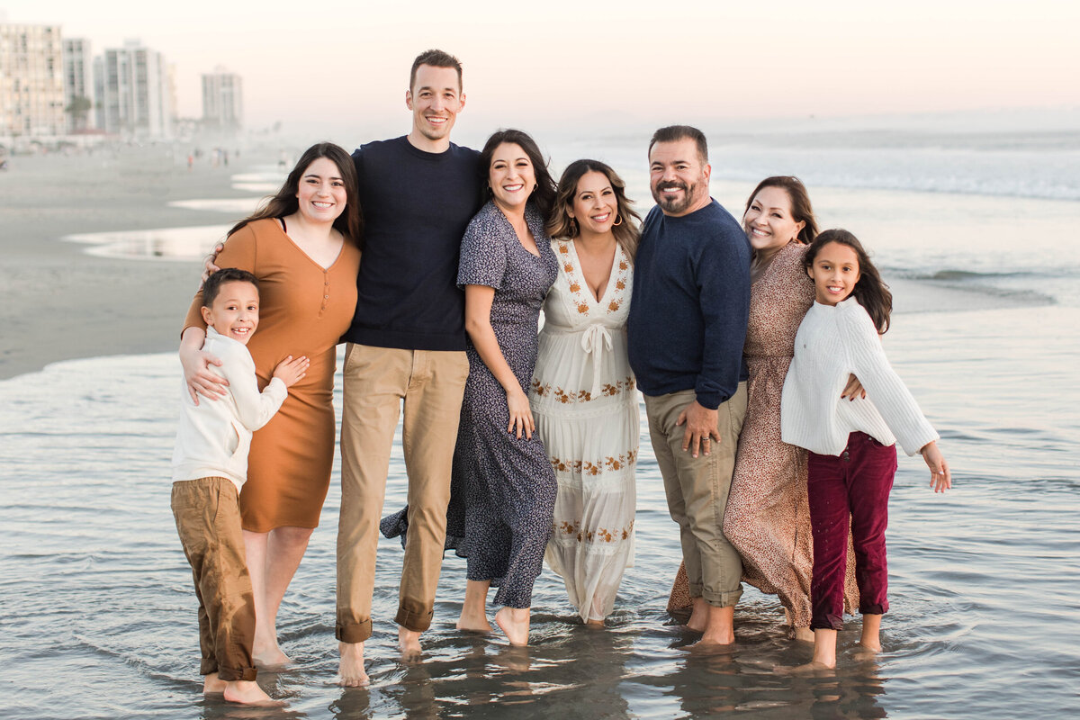 san-diego-family-photography-coronado-beach-big-family