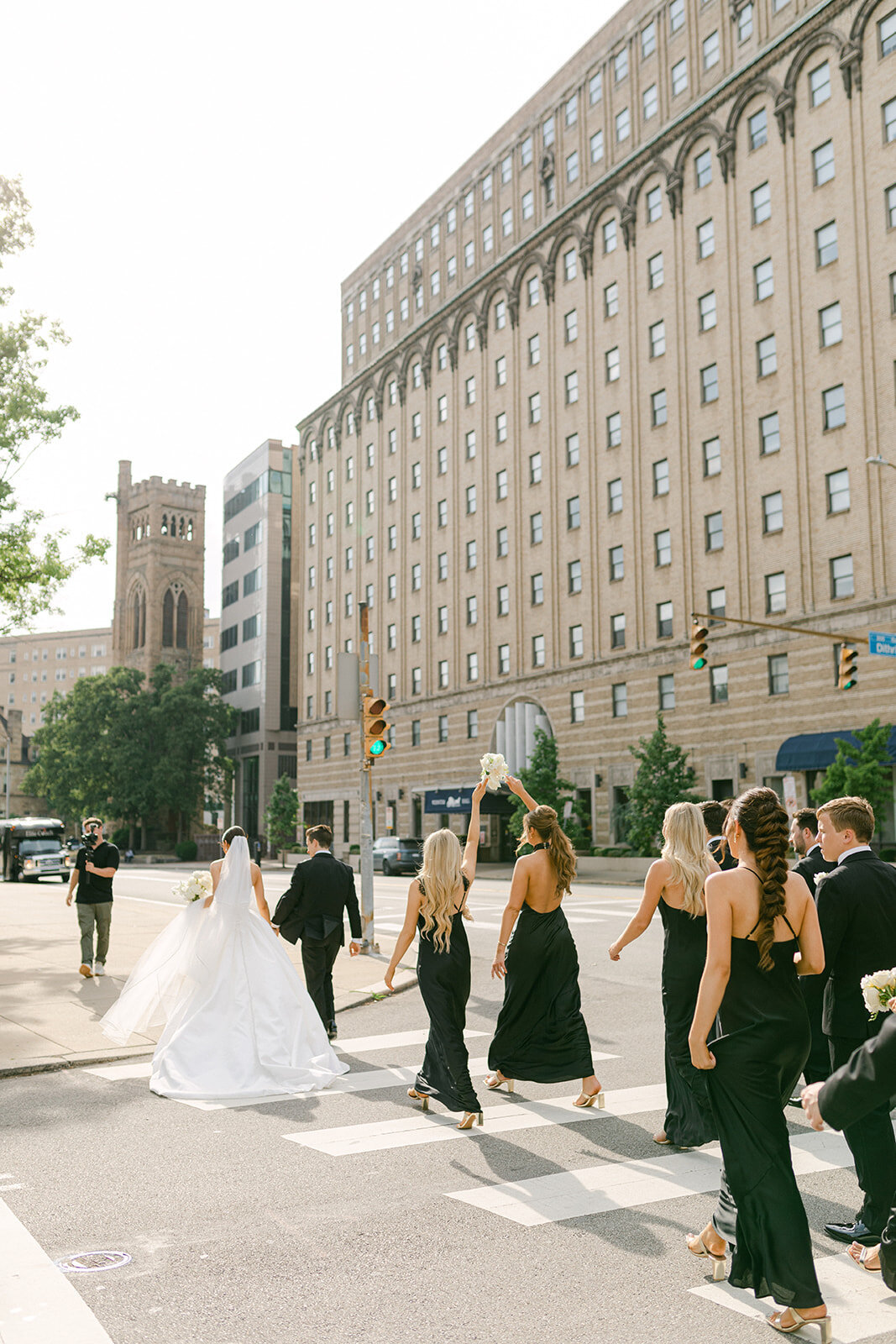 Elegant wedding ceremony at the Carnegie Museum of Natural History in Pittsburgh