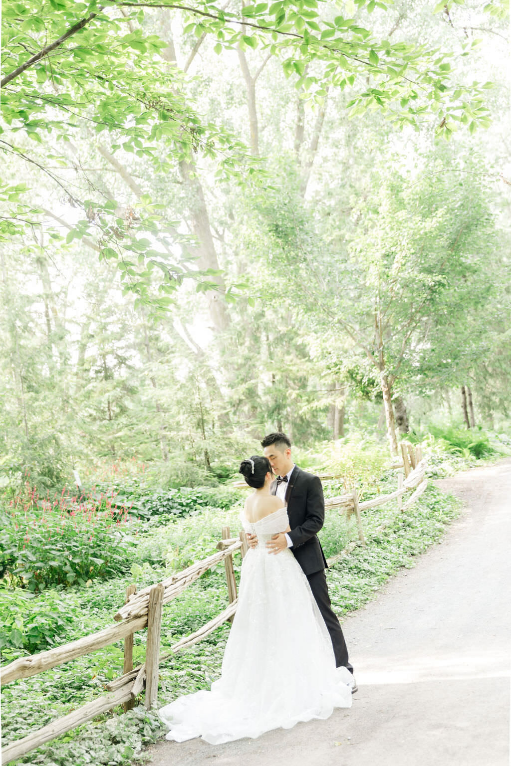 Vogue wedding photographer | Montreal Editorial wedding photographer | luxury moment photography-0195