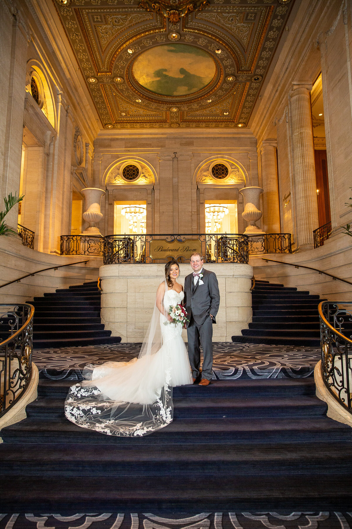 hilton-towers-wedding-chicago-reception-photo